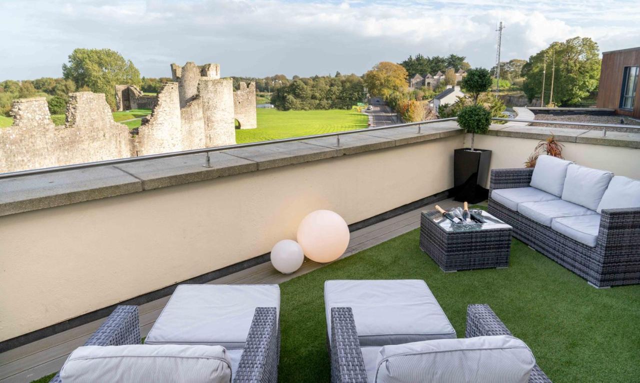 Trim Castle Hotel Exteriör bild