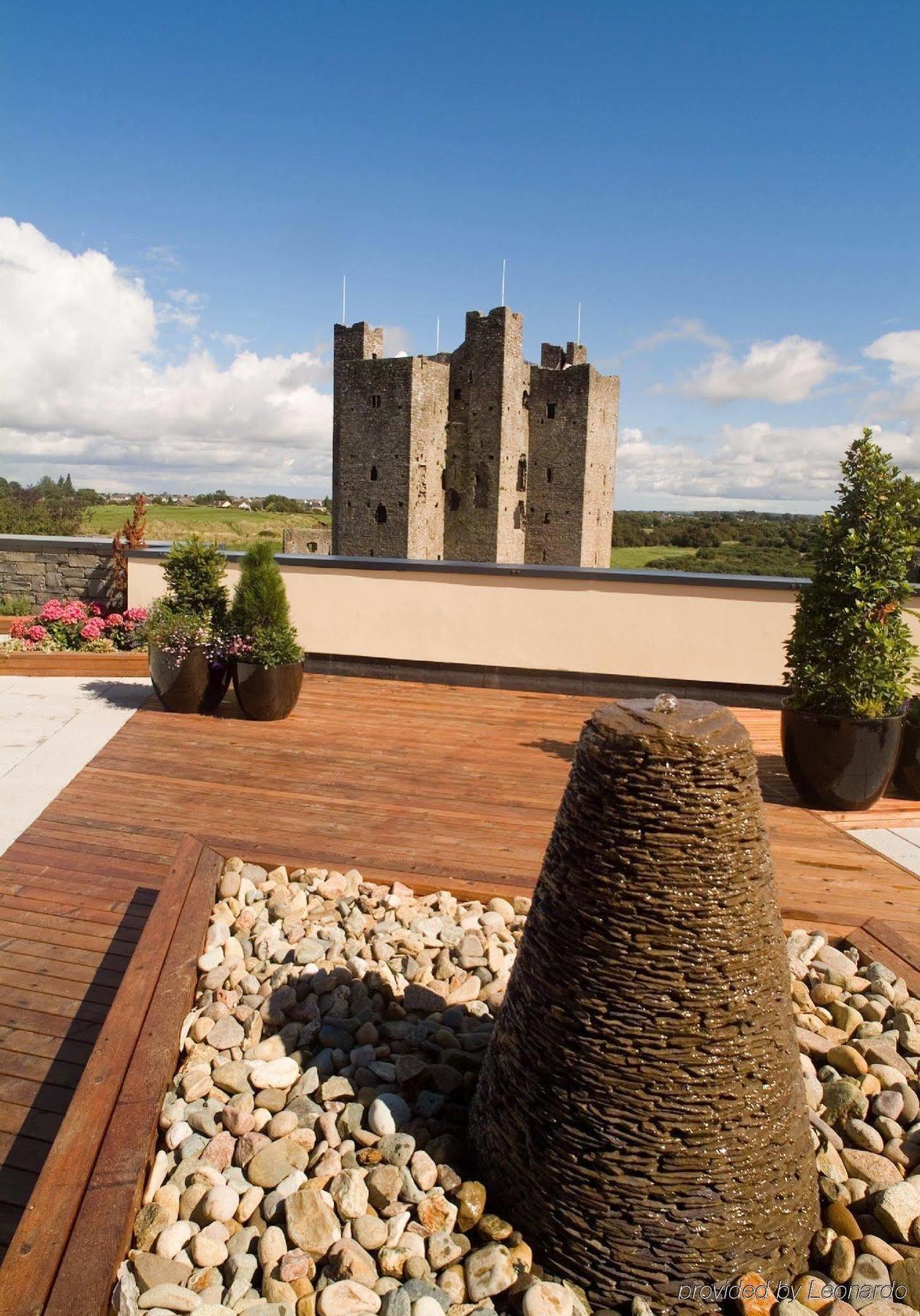 Trim Castle Hotel Exteriör bild